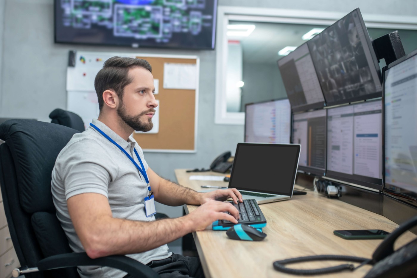 Emergency Dispatcher at work