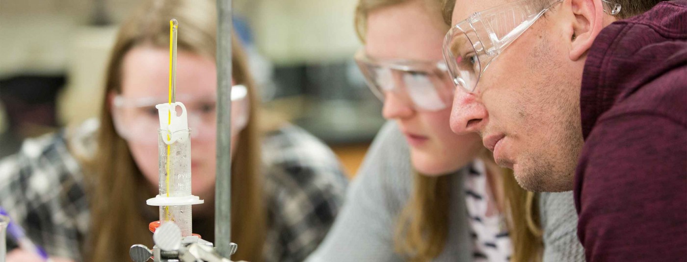 Students working on science experiment