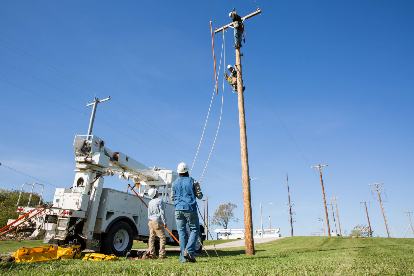 lineman climb